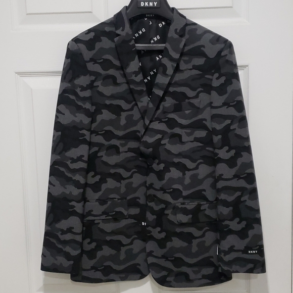 DKNY Big Boys Classis Fit Black & Gray Camo Jacket - Picture 2 of 5